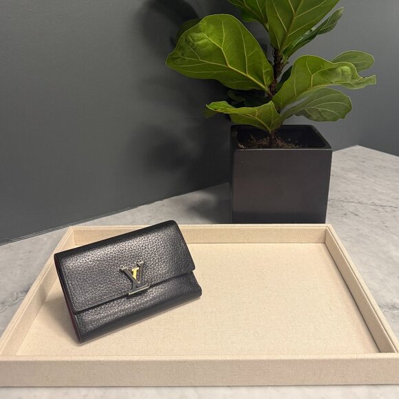 Louis Vuitton Capucines Compact Wallet - Picture 1 of 14